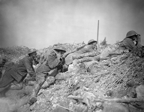 Forward Observation Officers of the Royal Artillery reporting on the accuracy of fire, Arras sector, 8 April 1917
